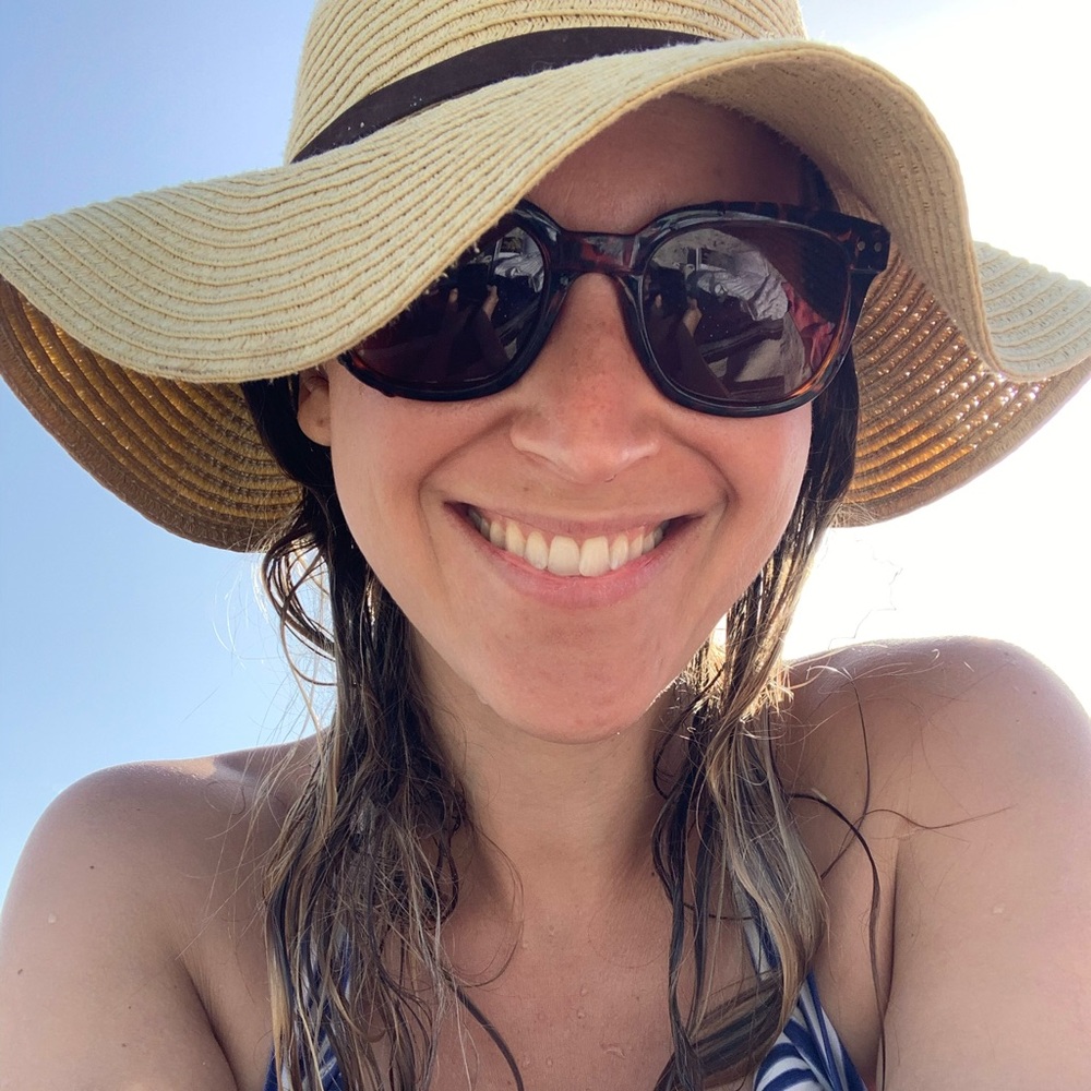 Meet your Posher, Leah